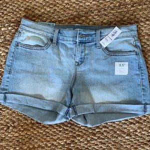 Old Navy Blue Jean Shorts NWT